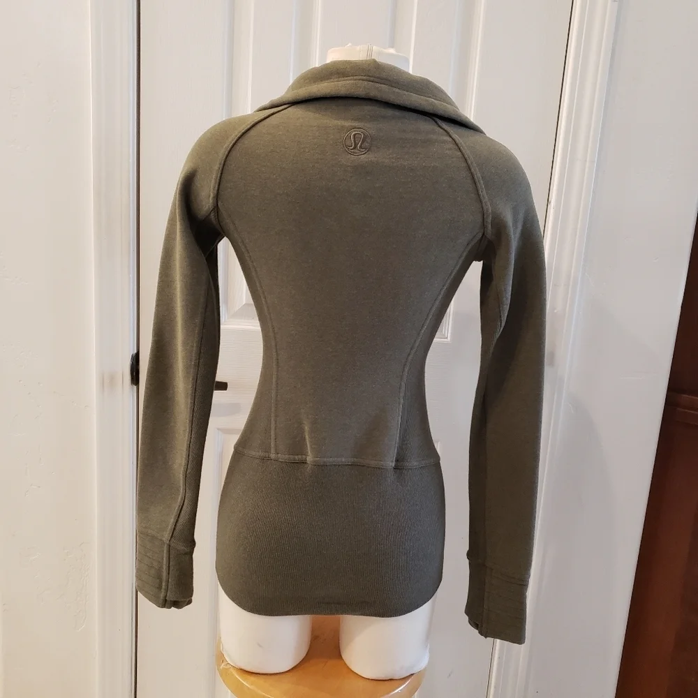 Lululemon Radiant Jacket II Heathered Fatigue Green